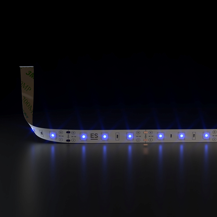 Светодиодная лента Elektrostandard Лента светодиодная 12V 4,8W 60Led 2835 IP20 синий, 5м